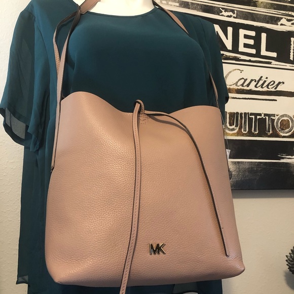 MICHAEL Michael Kors Junie Large Pebbled Leather M - Picture 3 of 3